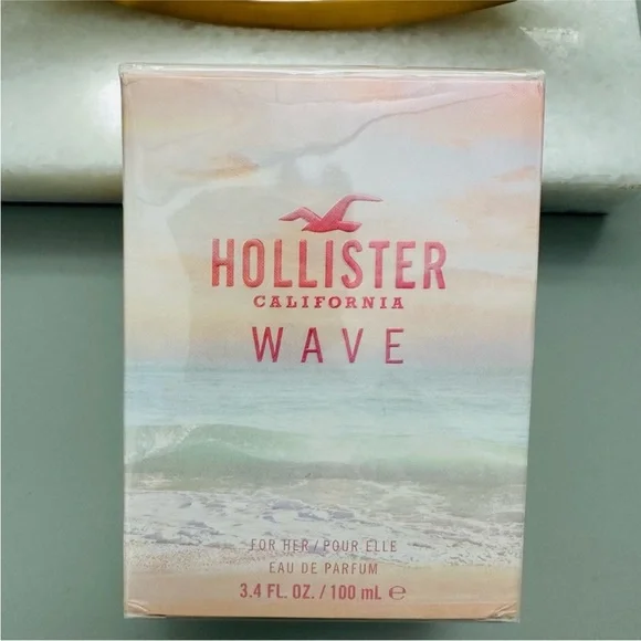 NEW Hollister Wave by Hollister Eau De Parfum Spray 3.4 oz - Picture 3 of 3